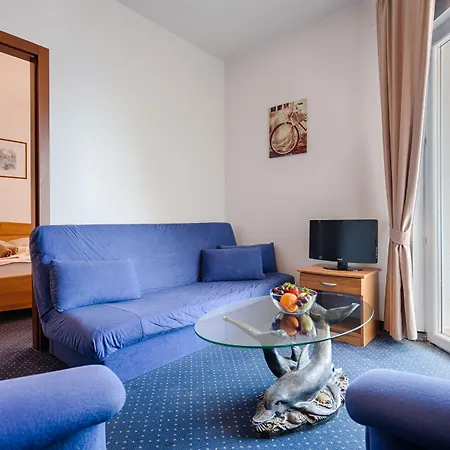 Ξενοδοχείο Viktorija 3*