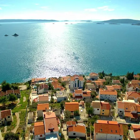 Viktorija Ξενοδοχείο 3*