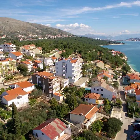 Hotel Viktorija Seget Vranjica