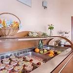Viktorija Hotel 3*