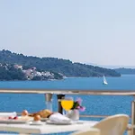 Hotel Viktorija 3*
