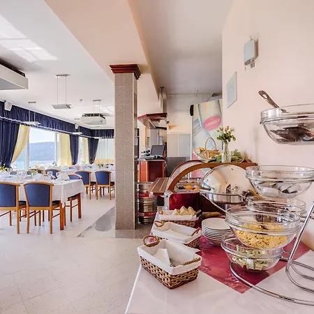 Hotel Viktorija Seget Vranjica