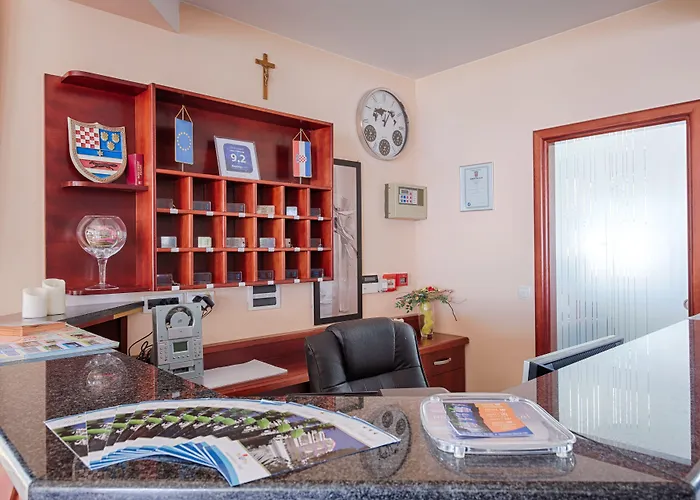 Hotel Viktorija Seget Vranjica