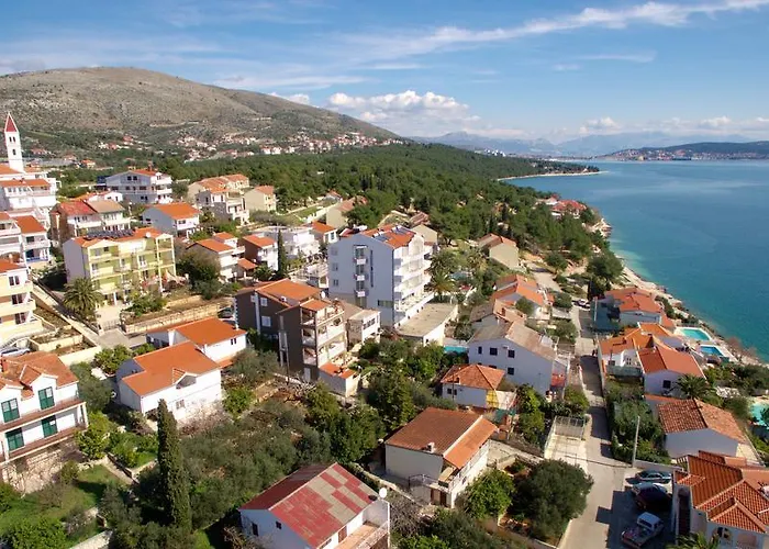 Hotel Viktorija Seget Vranjica